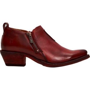Frye Sacha Moto Shootie